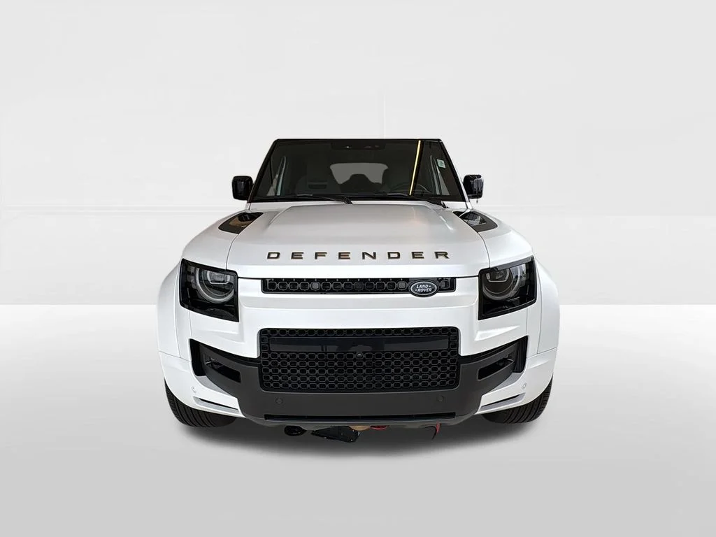 New 2026 White Land Rover OCTA image 6