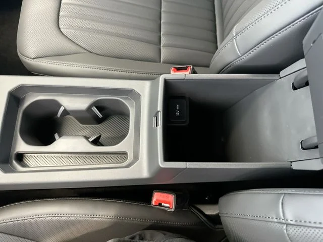 New 2027 Terrain Brown Kia X-Line S image 23