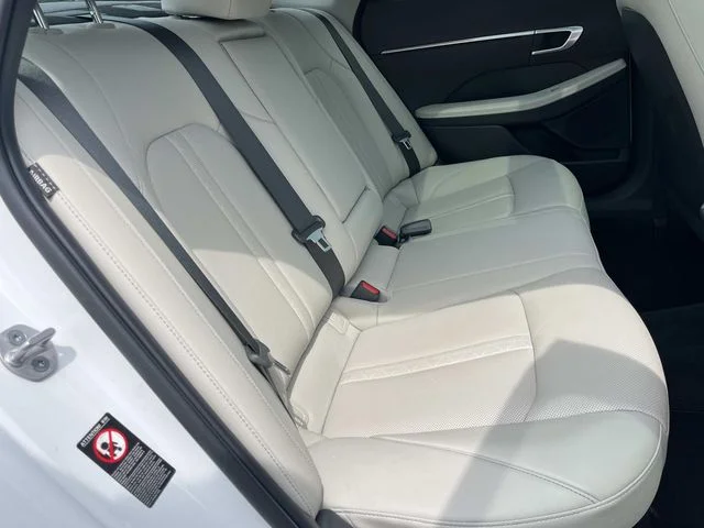 Used 2023 White Hyundai Limited image 24