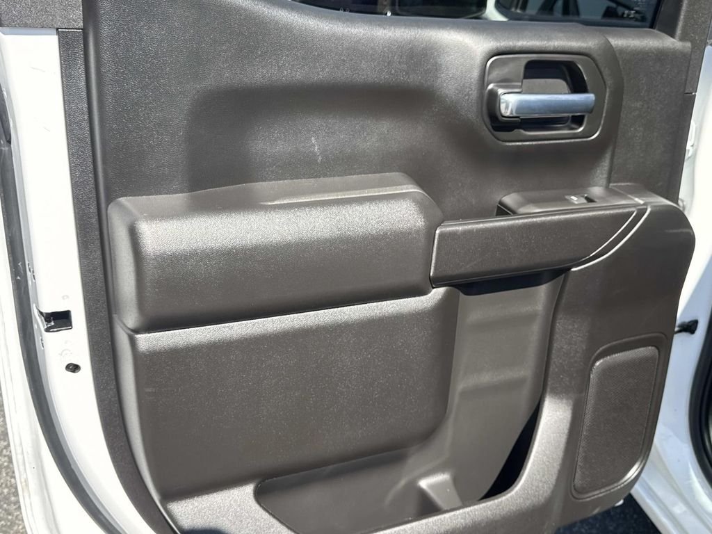 Used 2025 White Chevrolet WT image 21