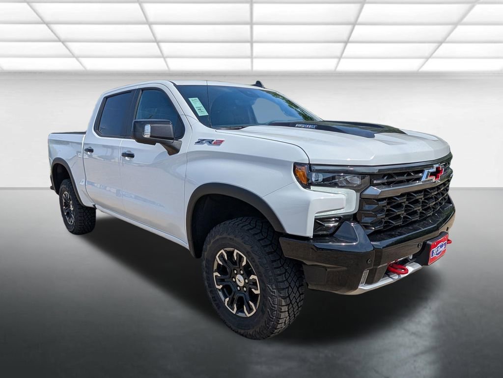 New 2026 Summit White Chevrolet ZR2 image 1