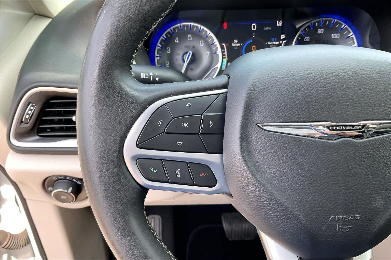 Used 2023 Bright White Clearcoat Chrysler Touring L image 40
