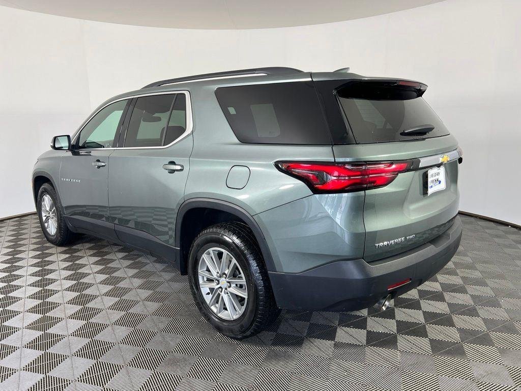 Used 2023 Silver Sage Chevrolet LT image 29