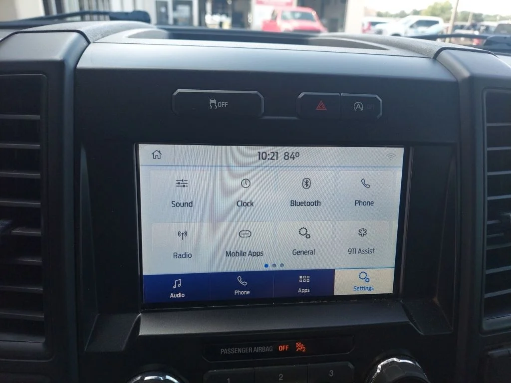 Used 2020 Gray Ford XL image 29