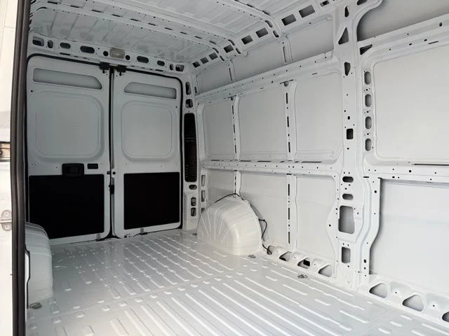 New 2026 Bright White Clear-Coat Exterior Paint RAM High Roof image 25