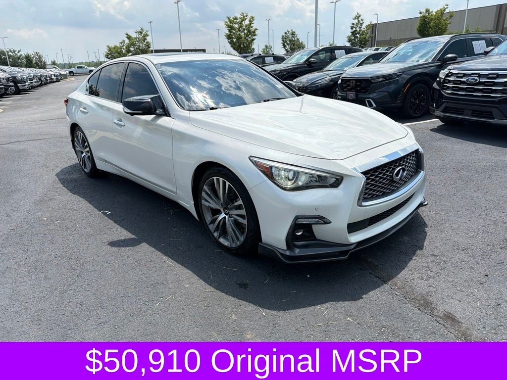 Used 2021 White INFINITI 3.0t SENSORY image 1