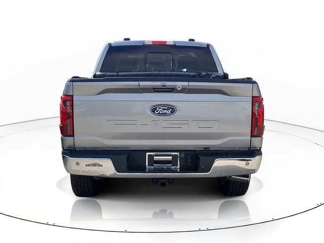 Used 2024 Silver Ford XLT image 6