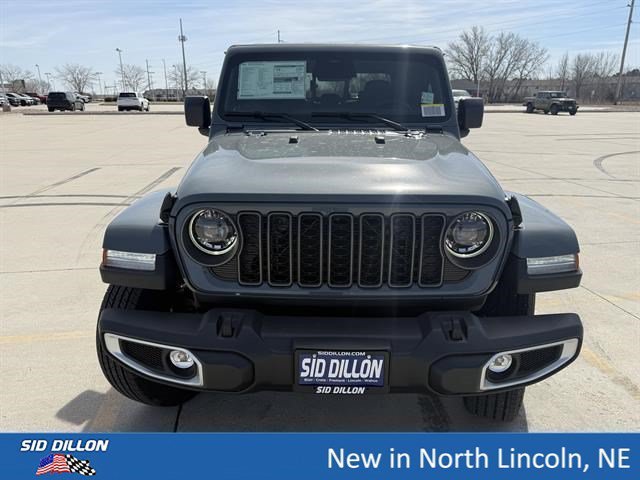 New 2026 Anvil Clear-Coat Exterior Paint Jeep Sahara image 3