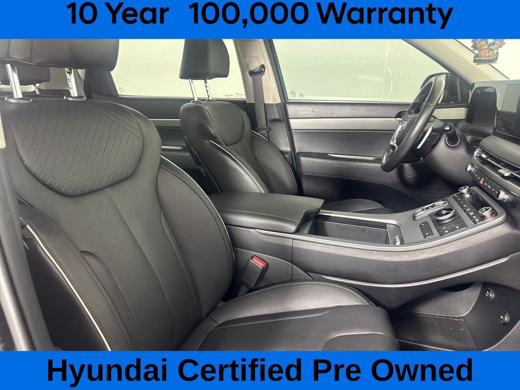 Certified Used 2025 Black Hyundai SEL image 9