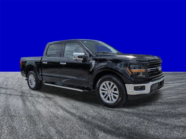 New 2026 Agate Black Metallic Ford XLT image 2