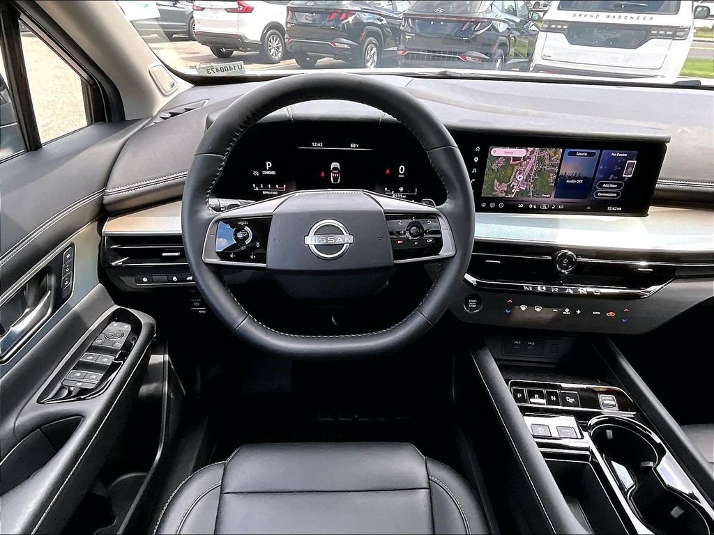 Used 2025 White Nissan SL image 17