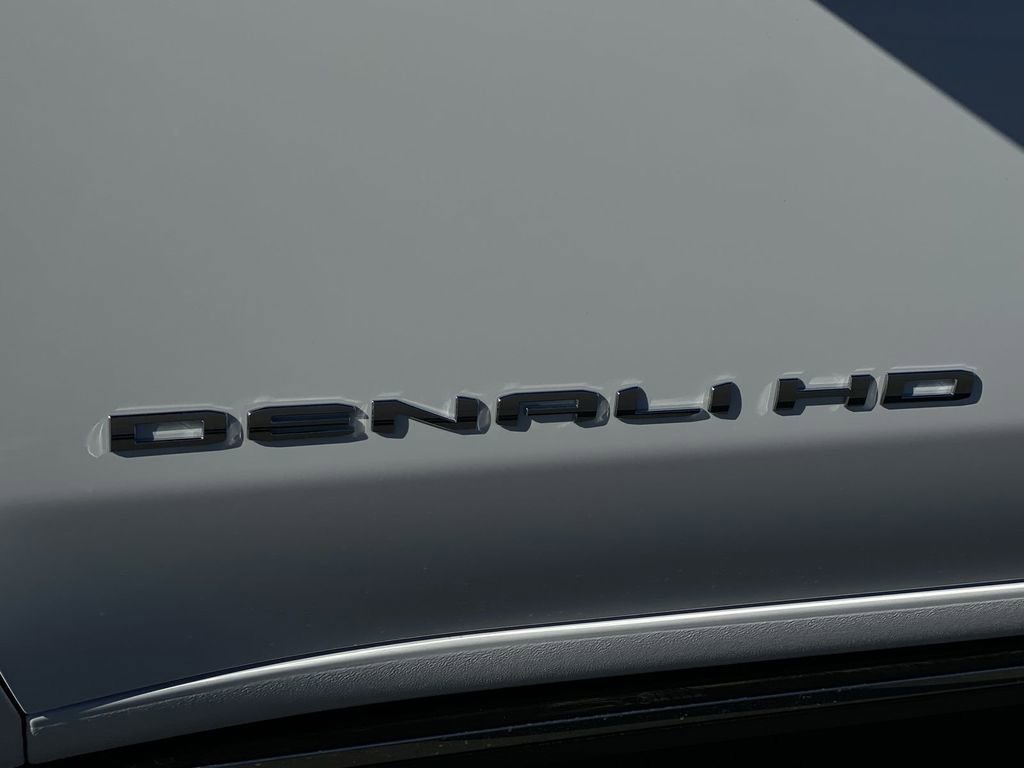 2026 GMC Sierra 3500HD Denali Ultimate - Photo 17