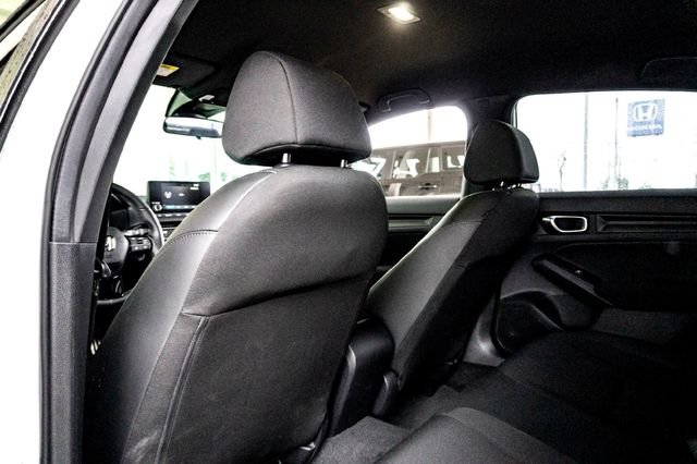 2026 Honda Civic Hatchback Sport - Photo 28