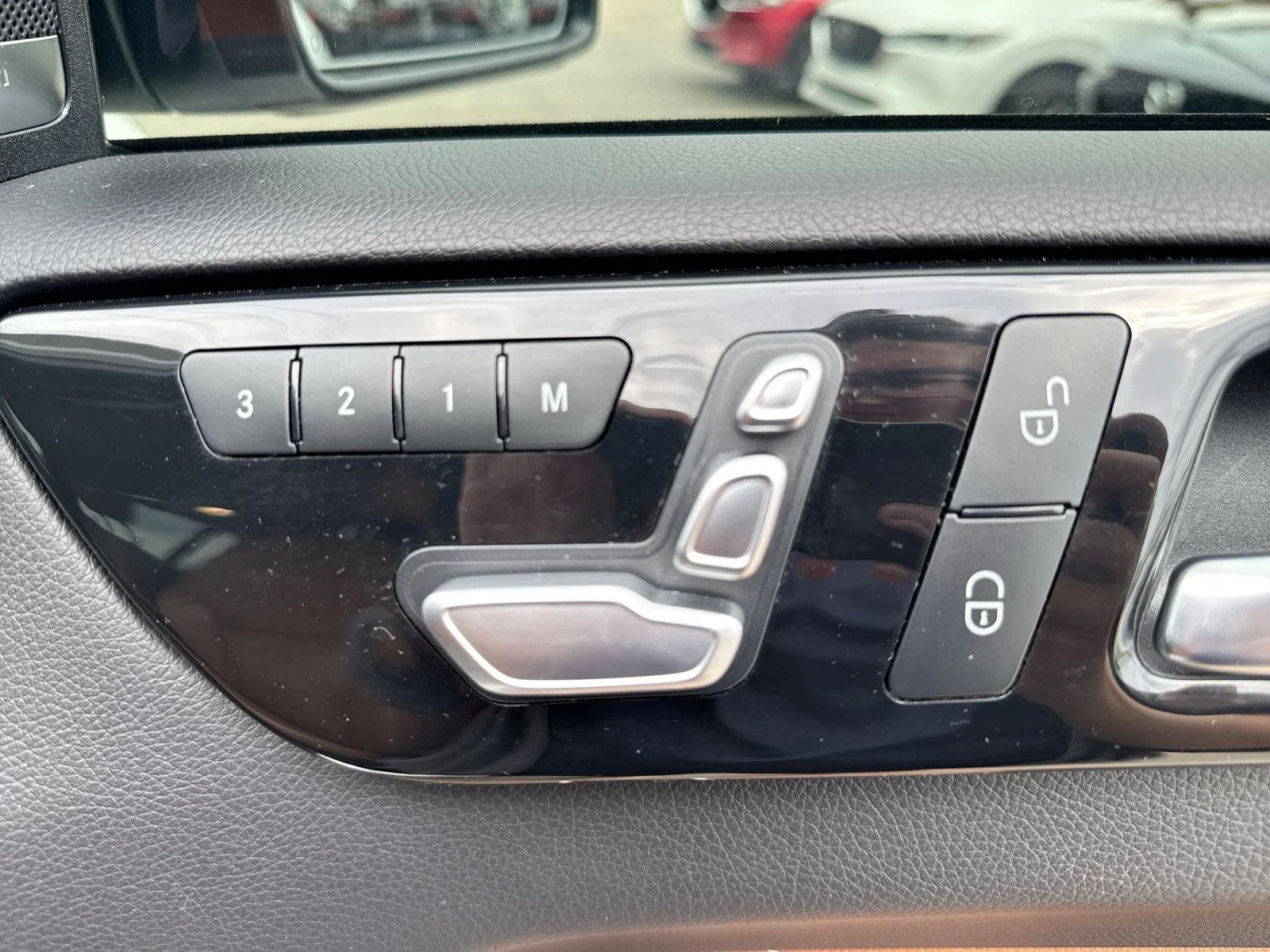 Used 2019 Polar White Mercedes-Benz AMG® GLE 43 image 18