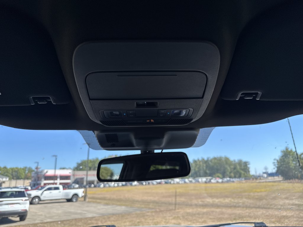 Used 2024 Silver Ford XLT image 28