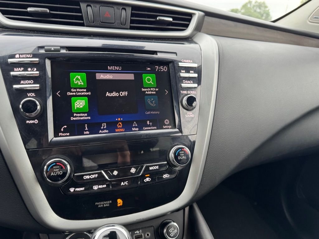 Used 2019 Blue Nissan Platinum image 11