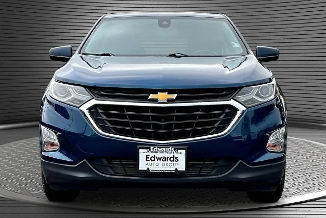 Used 2020 Chevrolet Equinox LT with VIN 3GNAXUEV0LL282697 for sale in Council Bluffs, IA