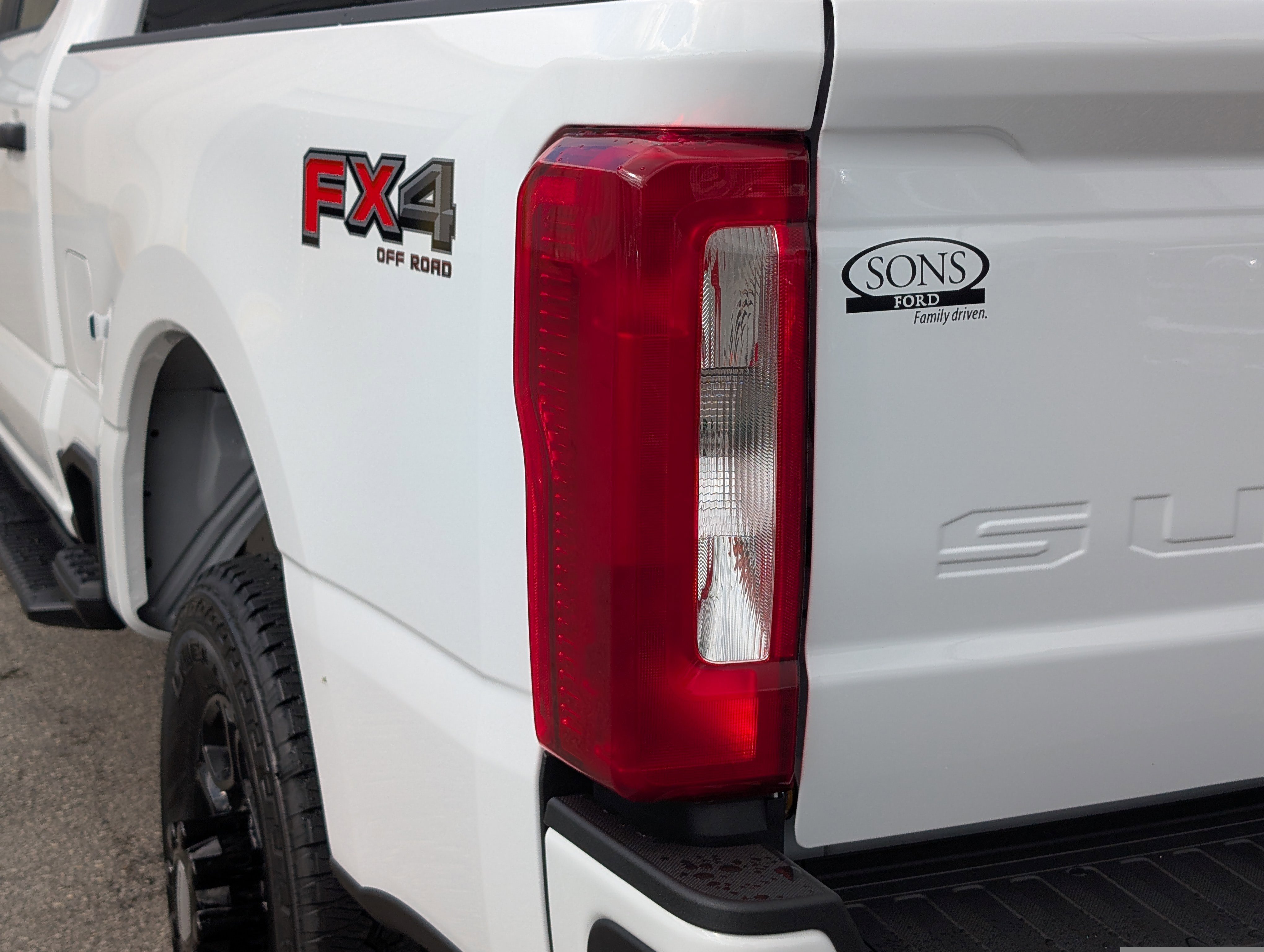 New 2026 OXFORD WHITE FORD XL image 12