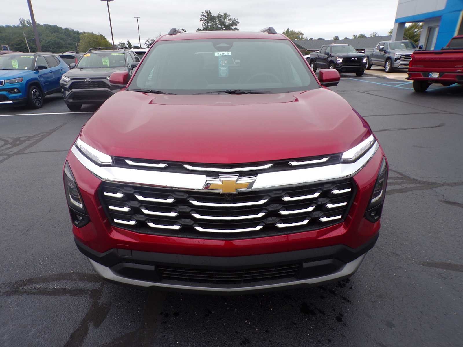 2027 Chevrolet Equinox LT - Photo 8
