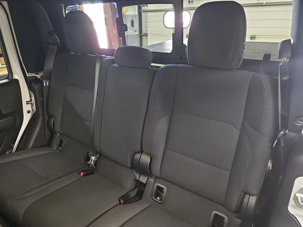 Used 2023 White Jeep Willys image 23