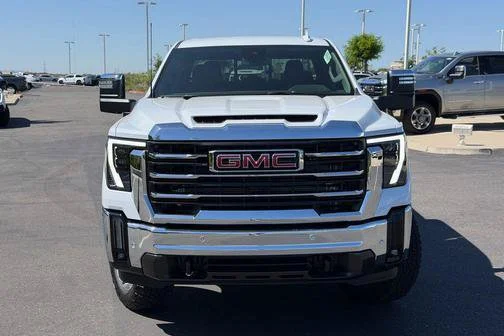 New 2026 Glacier White Tricoat GMC SLT image 3