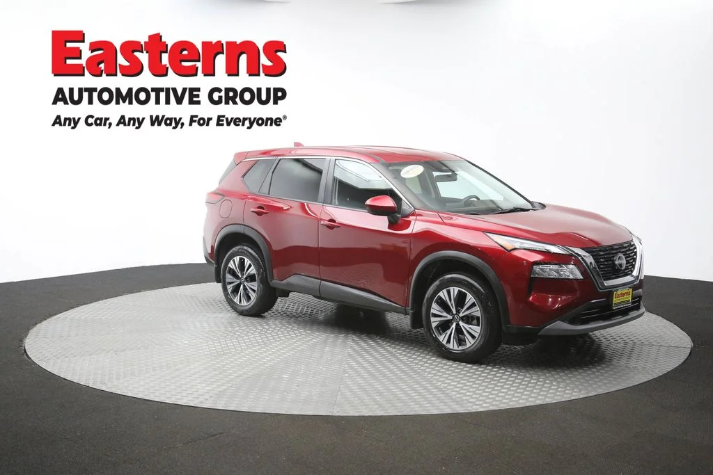 Used 2023 Red Nissan SV image 48