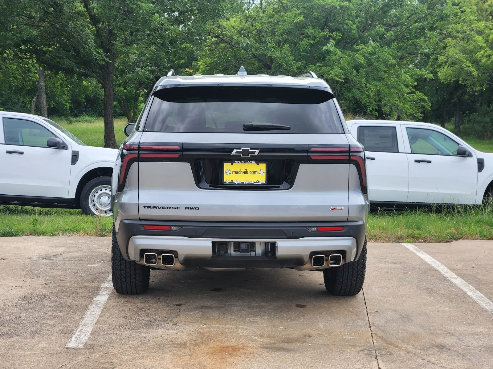 Used 2025 Gray Chevrolet Z71 image 5