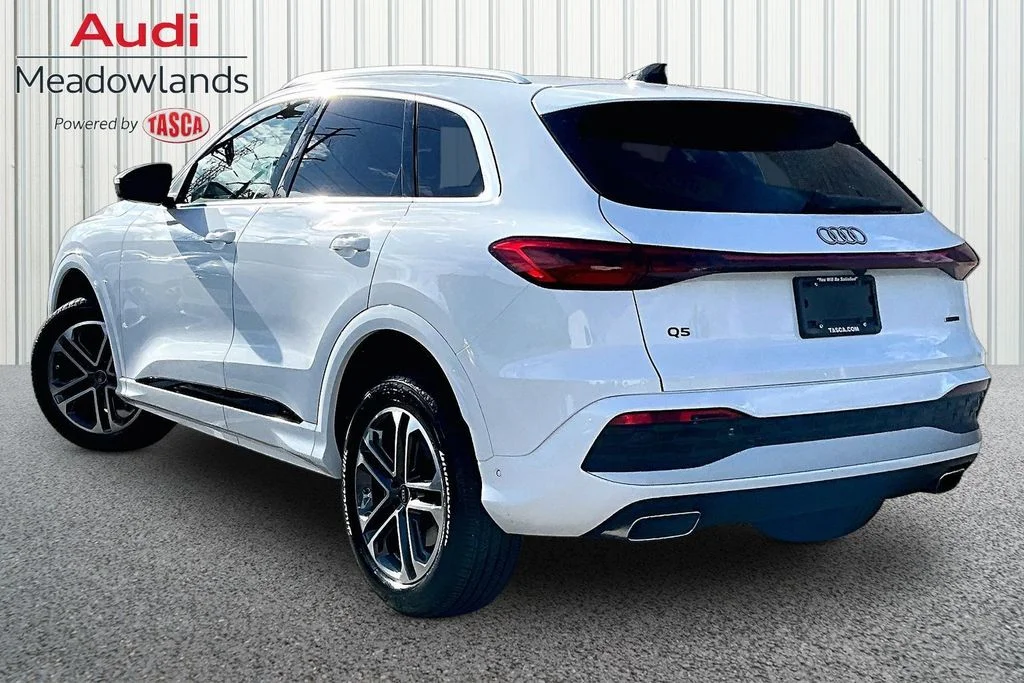 Used 2025 White Audi 2.0T Premium image 4