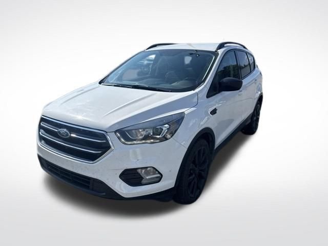Used 2017 White Ford SE image 1
