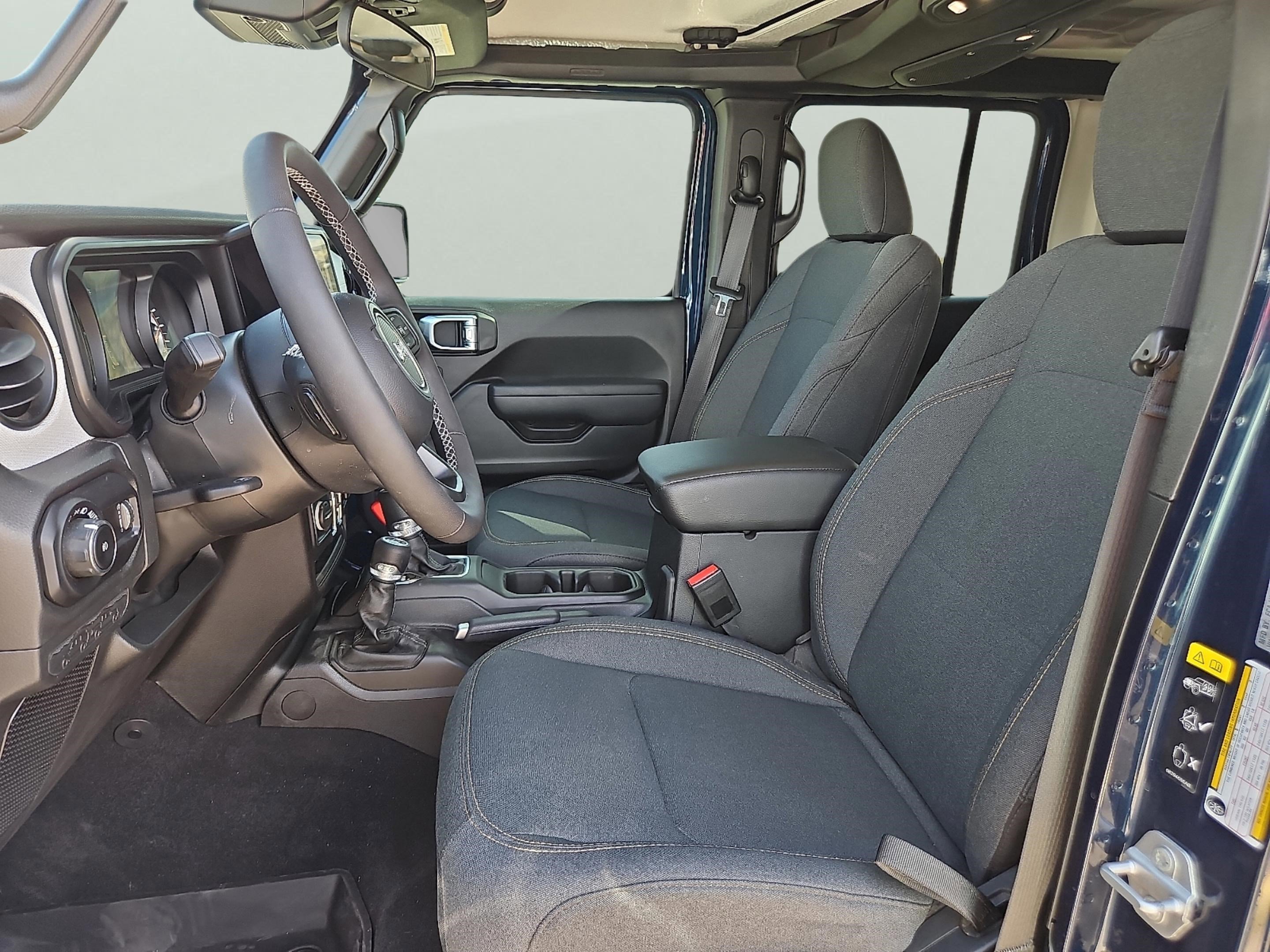 Used 2025 Fathom Blue Pearlcoat Jeep Sport S image 21