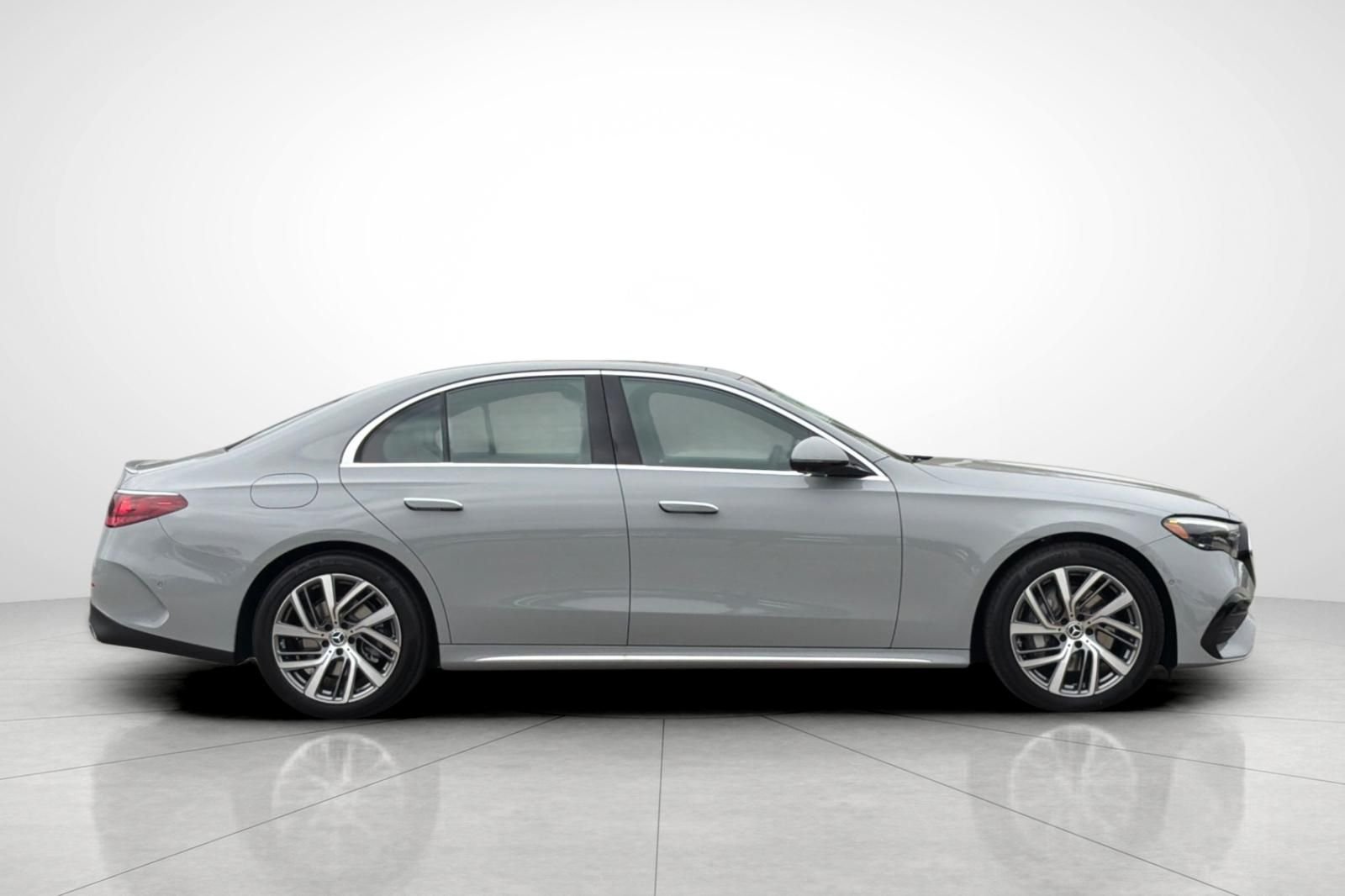 New 2026 MANUFAKTUR Alpine Grey Mercedes-Benz E 350 image 34