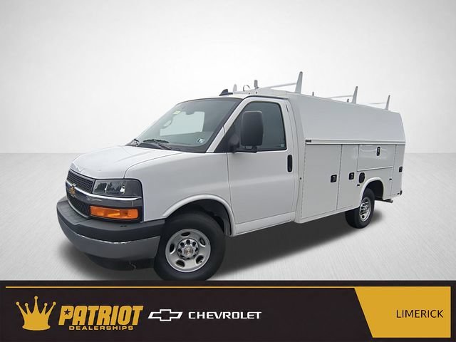 2025 Chevrolet Express Cutaway