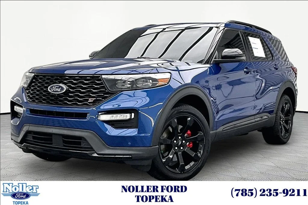 2023 Ford Explorer ST 4WD's photo