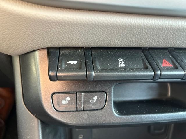 Used 2015 Red Chevrolet LT image 14