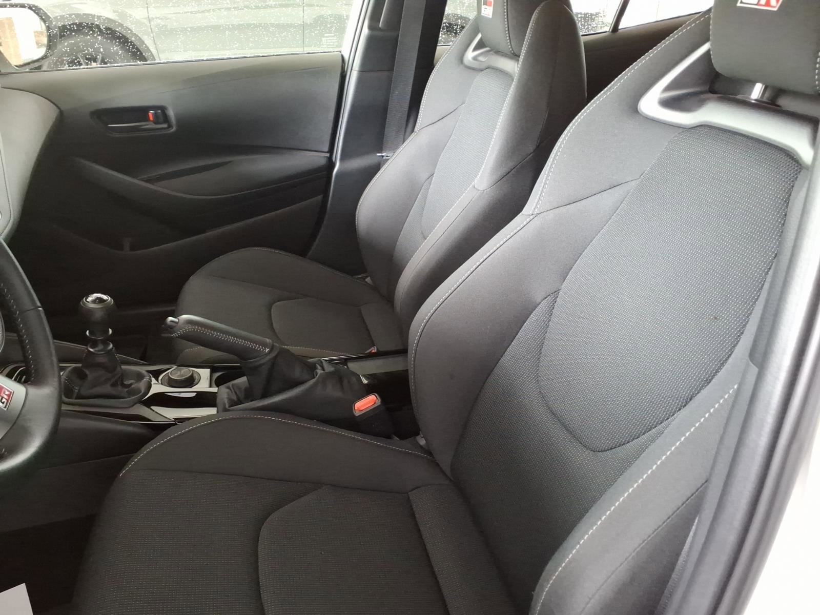 2025 Toyota GR Corolla Core - Photo 10