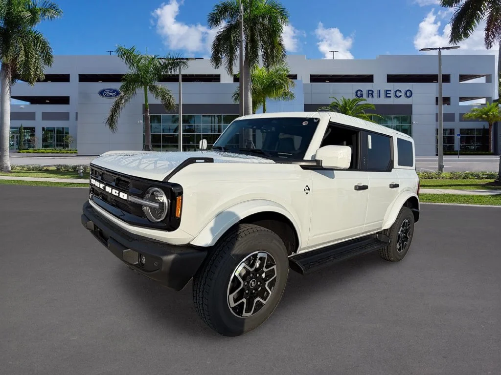 New 2026 White Ford Outer Banks image 3