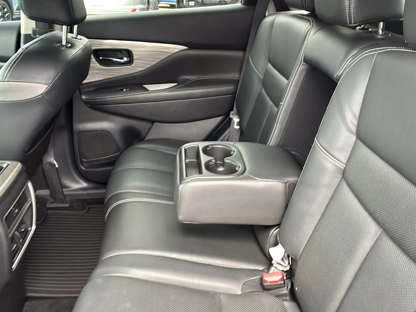 Used 2017 Pearl White Nissan SL image 28