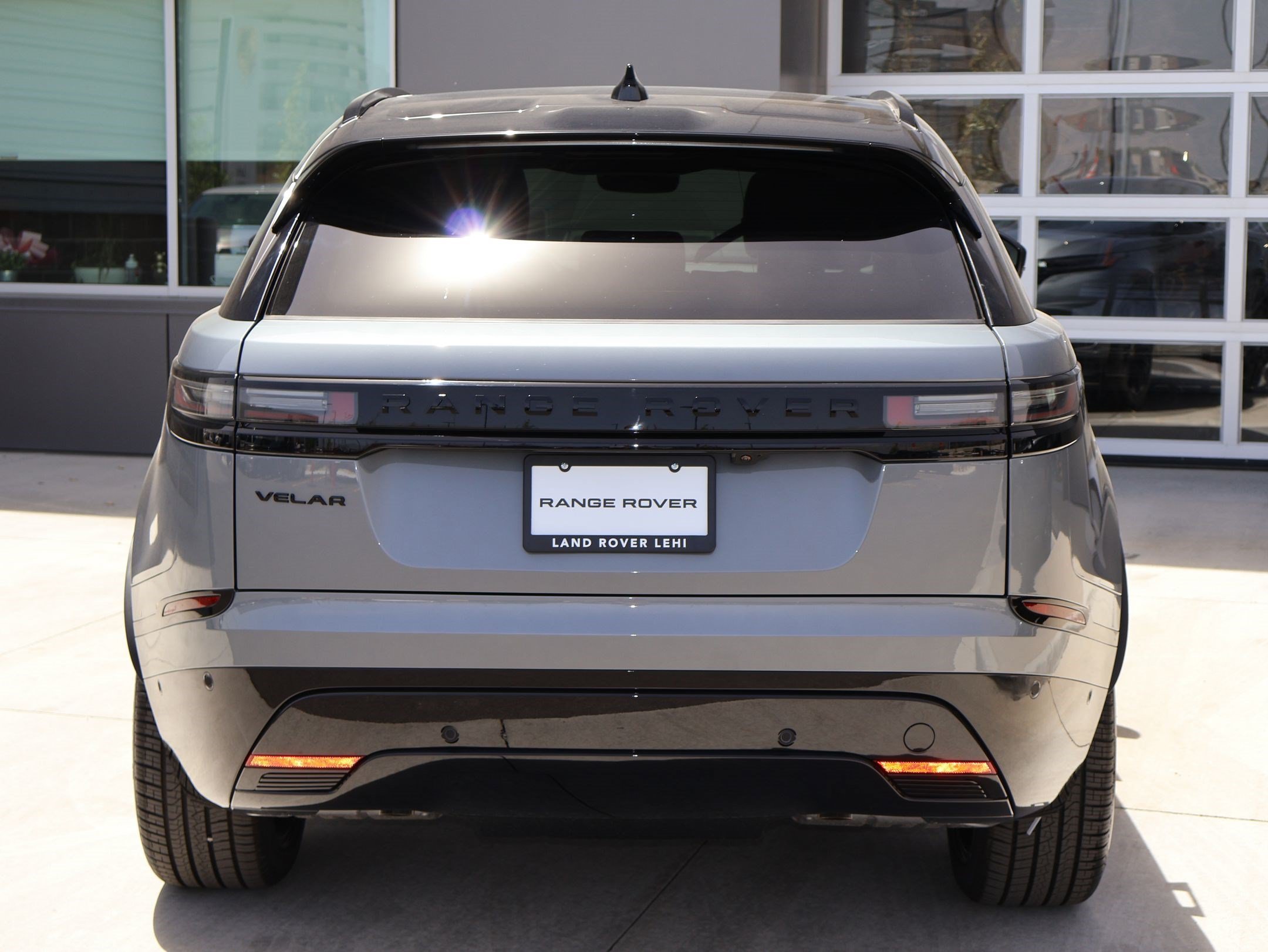 New 2026 Zadar Grey LAND ROVER Belgravia Edition image 7