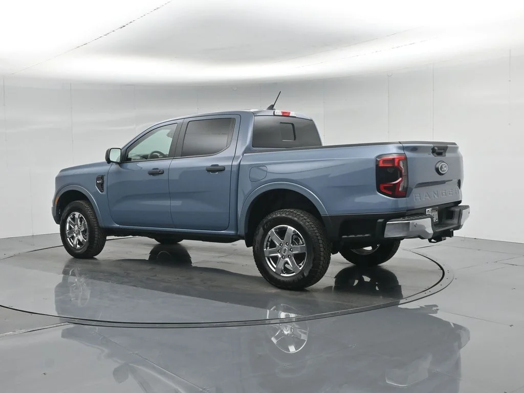 Certified Used 2025 Gray Ford XLT image 7