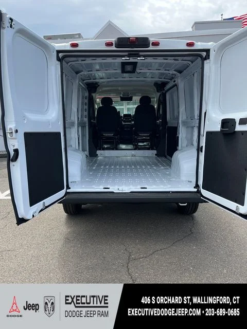 New 2026 Bright White Clear-Coat Exterior Paint RAM Low Roof image 6