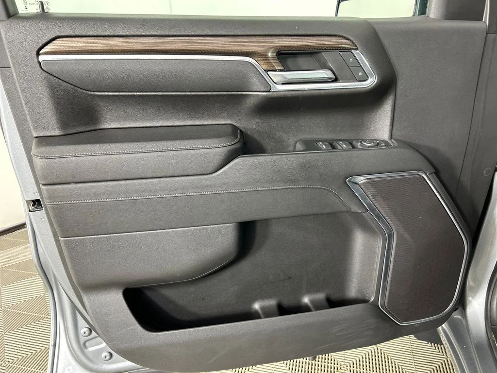Used 2024 Gray Chevrolet LT image 12