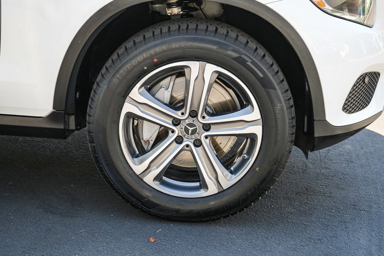 Used 2019 Polar White Mercedes-Benz 300 image 10