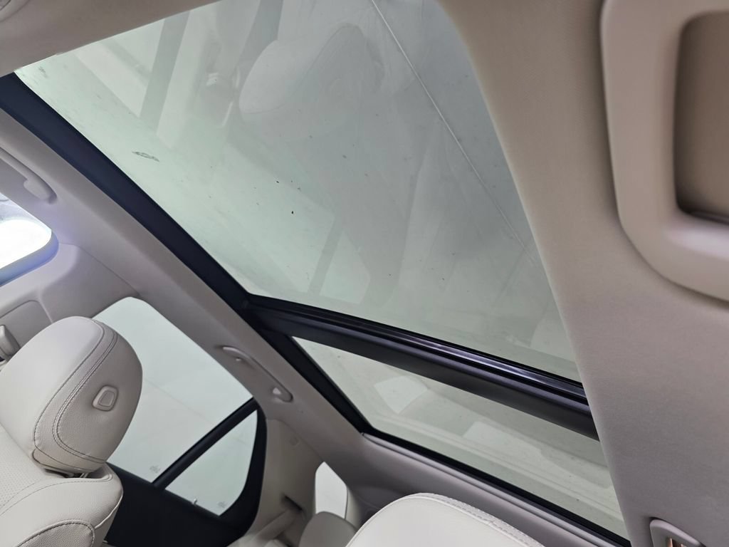 New 2026 Polar White Mercedes-Benz GLE 350 image 25