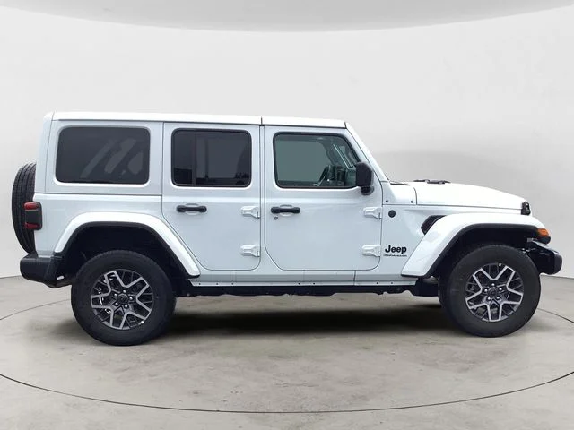 Certified Used 2025 Bright White Clearcoat Jeep Sahara image 6