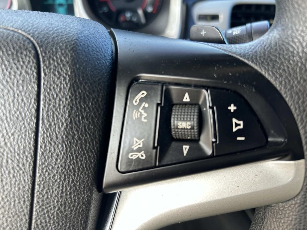Used 2015 Ashen Gray Metallic Chevrolet 2LS image 22