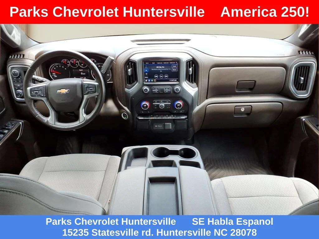 Used 2022 Red Chevrolet LT image 25