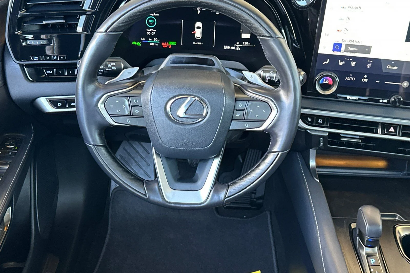 2025 Lexus RX PHEV 450h+ - Photo 11