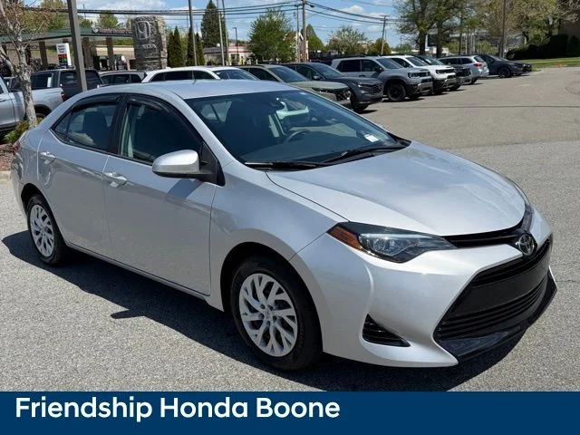 Used 2018 Silver Toyota LE image 3