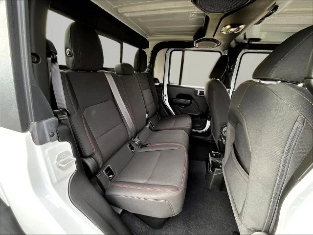 Used 2023 White Jeep Rubicon image 31
