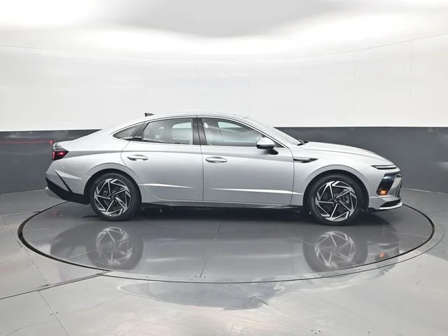 Certified Used 2024 Silver Hyundai SEL image 4